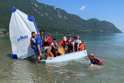 Sailing & multi-activity courses for children and teenagers YCBL Club and Sailing School