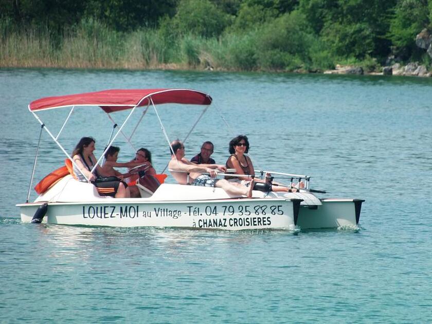 © locationbateauxelectriques-aixlesbainsrivieradesalpes-chanazcroisieres - Chanaz Croisières