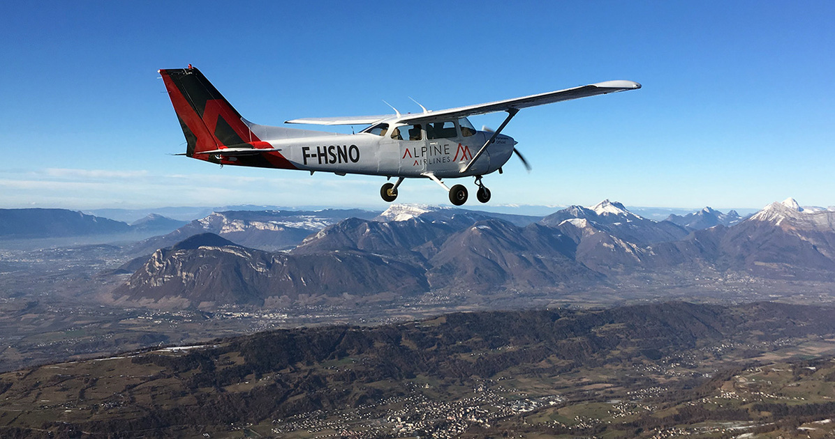 © Alpine Airlines: Flying School - Alpine Airlines