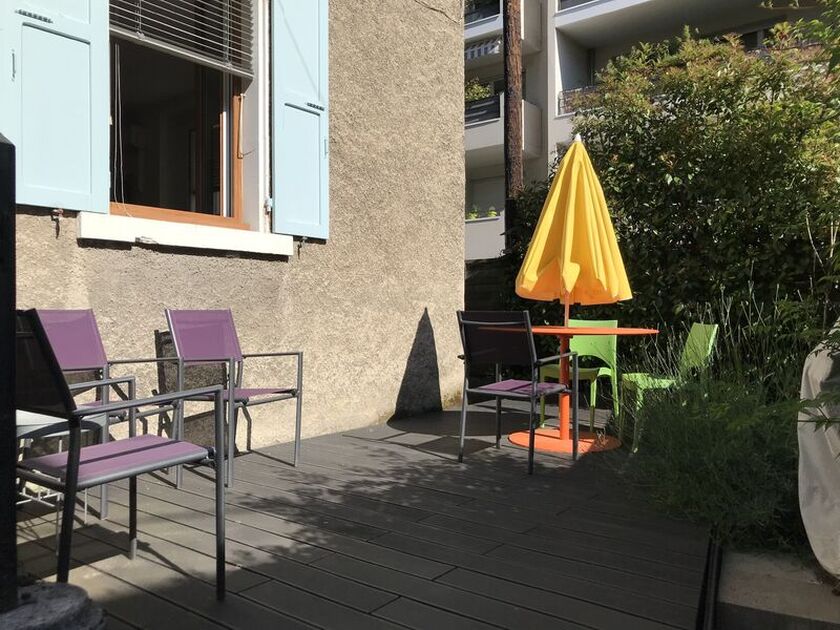 © location-2etoiles-aixlesbainsrivieradesalpes-villaleonce-terrasse - yvondebiez