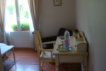 © location_3 épis_aixlesbains_Vetter_chambre - P Vetter