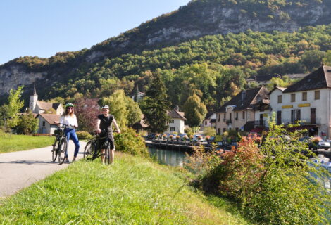 Canal de Saviere Chanaz RJoye OTIAixRiviera 2534 | Aix les Bains Riviera des Alpes